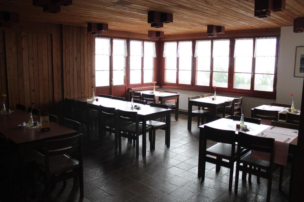 Unterschächen Hotel Posthaus Urigen מראה חיצוני תמונה