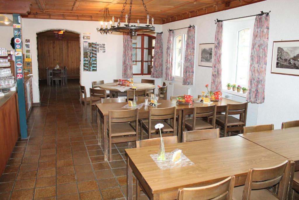 Unterschächen Hotel Posthaus Urigen מראה חיצוני תמונה