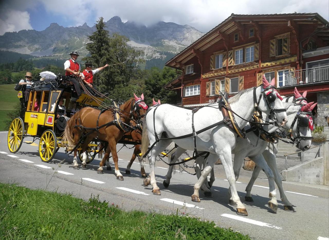 Unterschächen Hotel Posthaus Urigen מראה חיצוני תמונה